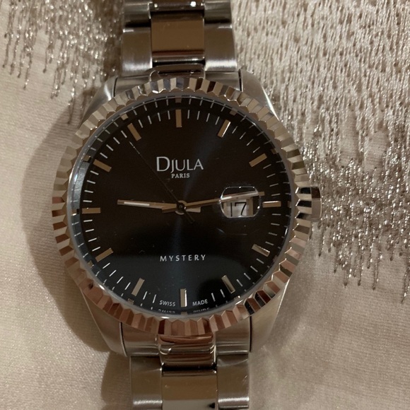 Djula Designer Watch. Never worn. - Picture 2 of 3